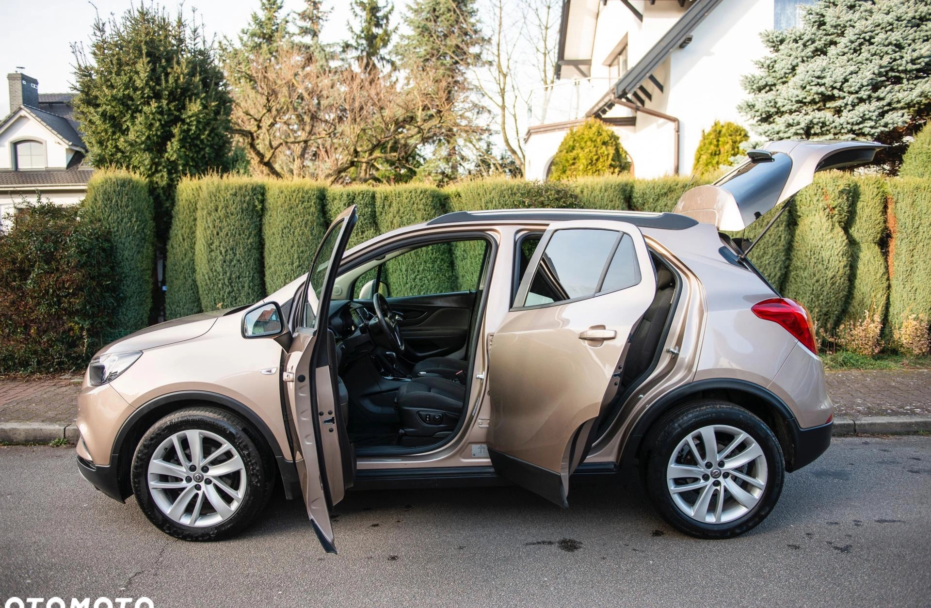 Opel Mokka cena 66900 przebieg: 120000, rok produkcji 2018 z Szczecin małe 742